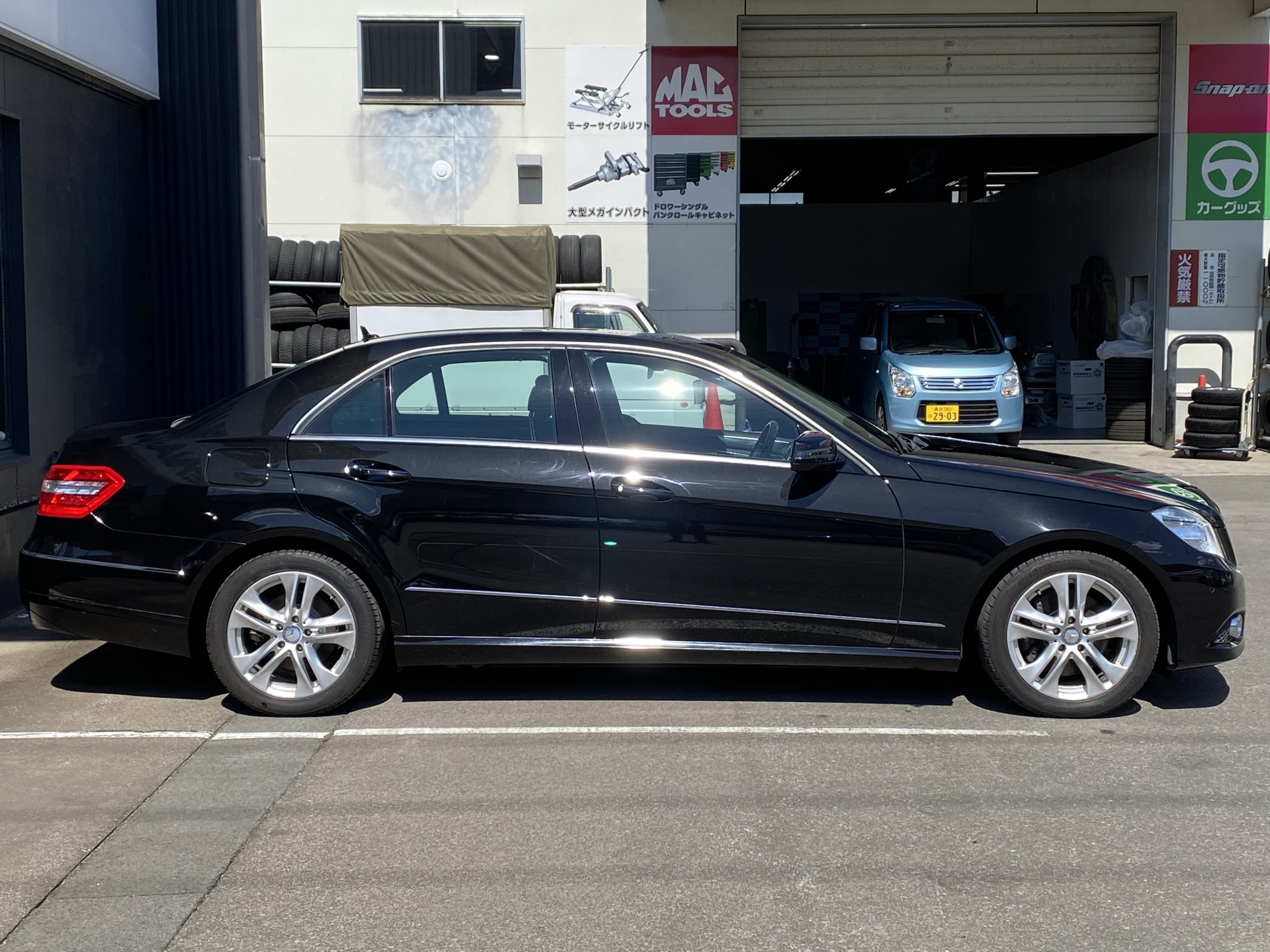 メルセデスベンツ e350 アバンギャルド ルノー弘前 千葉商会 高田店 輸入車 中古車の販売 買取を行っています メルセデスベンツ e350 アバンギャルド ルノー弘前 千葉商会 高田店 輸入車 中古車の販売 買取を行っています