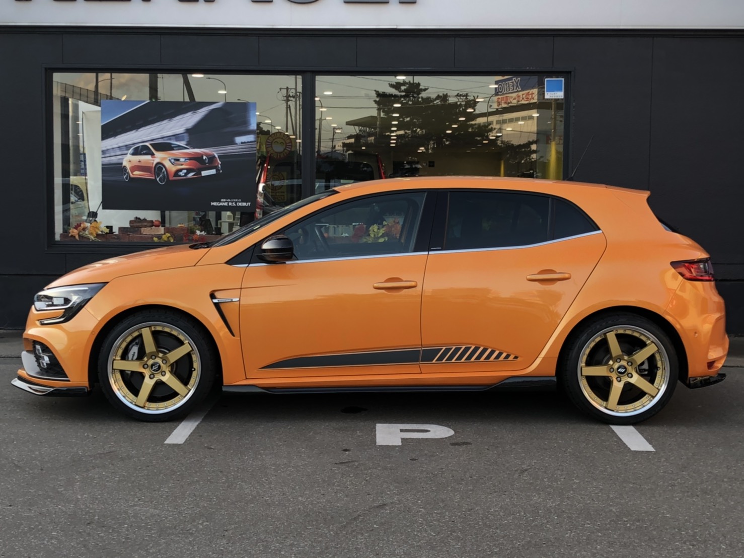ルノー メガーヌ ｒｓ ルノー弘前 千葉商会 高田店 輸入車 中古車の販売 買取を行っています